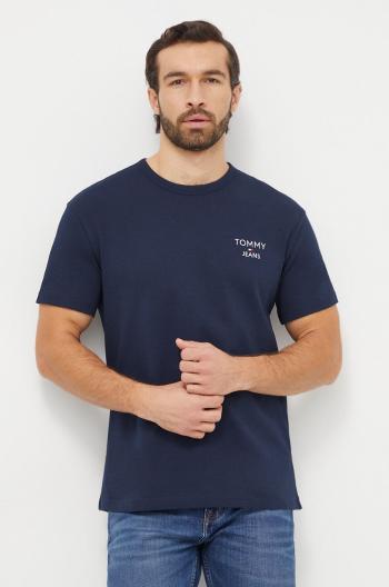 Bavlněné tričko Tommy Jeans tmavomodrá barva, s aplikací, DM0DM18872