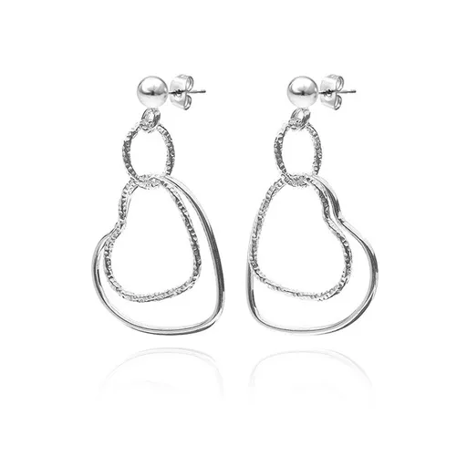 Stříbrné puzetové náušnice 925 - dvě linie srdcí, hladký a vroubkovaný povrch