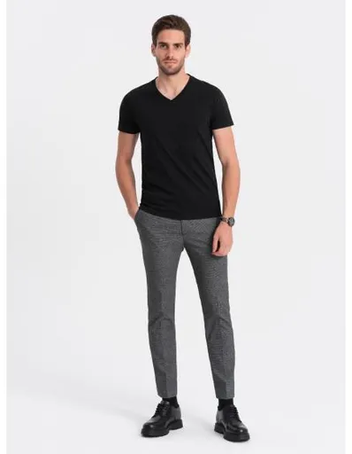 Pánské klasické bavlněné tričko s výstřihem BASIC černé