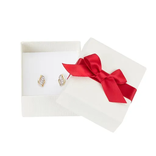 Krémová dárková krabička s červenou stuhou