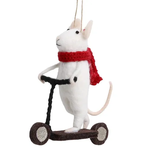 Bílá plstěná vánoční ozdoba myška na koloběžce - 9*2*10 cm Chic Antique