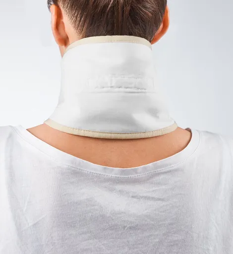 Nákrčník se suchým zipem