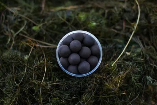 LK Baits Pop-Up Lukáš Krása Black Protein 18mm 250ml,LK Baits Pop-Up Lukáš Krása Black Protein 18mm 250ml