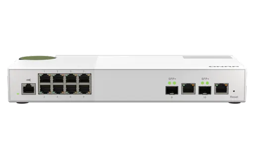 QNAP řízený switch QSW-M2108-2C (8x 2,5GbE RJ45 a 2x kombinované 10GbE SFP+ / RJ-45)