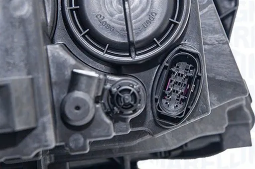 MAGNETI MARELLI MERCEDES-BENZ X156 "GLA" 14- př. světlo H7+H15 (el. ovládané s motorkem) černé  (pro (2930961M)