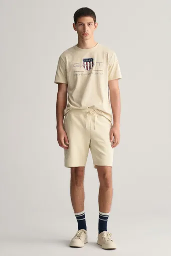TEPLÁKOVÉ ŠORTKY GANT REG SHIELD SWEAT SHORTS SILKY BEIGE