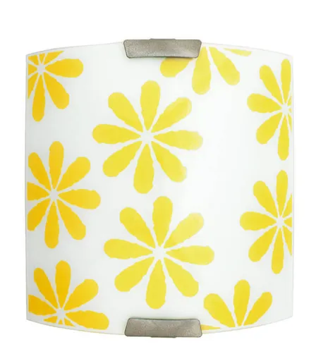 Bílý strop se žlutými květy, náměstí Lucy