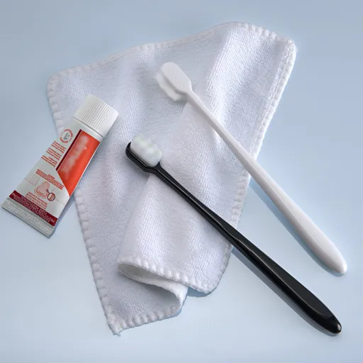 2 nano zubní kartáčky