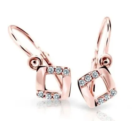 Cutie Diamonds Čtvercové dětské náušnice z růžového zlata s diamanty C2268-10-10-X-4-D