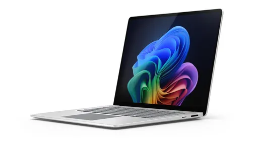 Microsoft Surface Laptop 7 Copilot+/U7-266V/15"/2496x1664/T/16GB/512GB SSD/Arc 140V/W11P/Platinum/2R