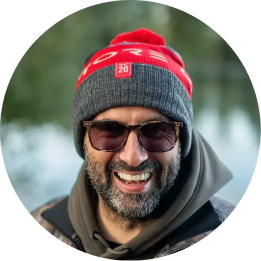 One more cast čepice number 20 bobble hat