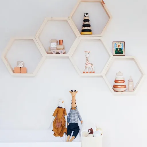 Nástěnná police Raf229