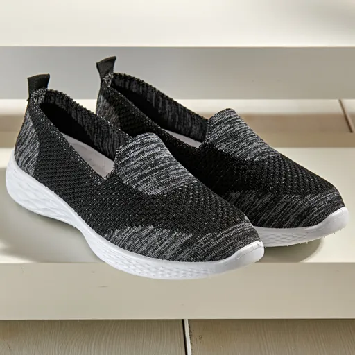 Polobotky v módním pleteném vzhledu