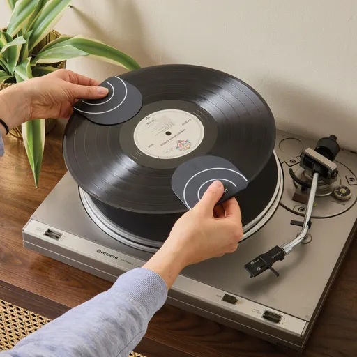 2 rukavice na gramofonové desky