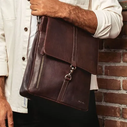 Pánská kožená taška přes rameno Burkely Avery - tmavě hnědá