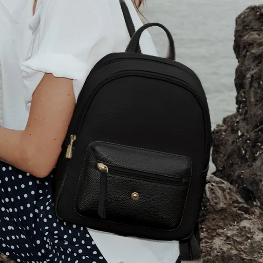 Elegantní dámský batoh Hexagona Elvyna - černá