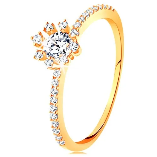 Prsten ze žlutého 14K zlata - čirý blýskavý kvítek, zirkonová ramena - Velikost: 52