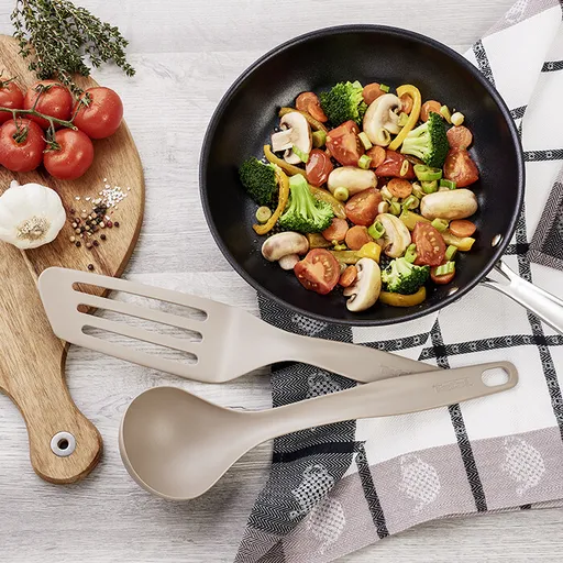 Naběračka na polévku a obracečka Tefal