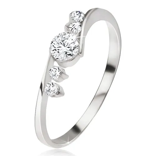 Stříbrný prsten 925, čirý zirkon, dva kamínky vedle ramen - Velikost: 68