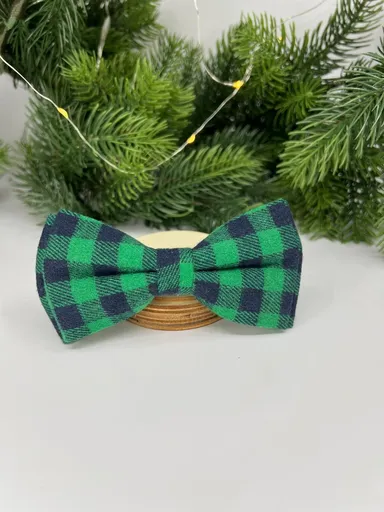 Vsepropejska Louis károvaný motýlek pro psa na obojek Barva: Zelená, Rozměr (cm): 5x11 cm