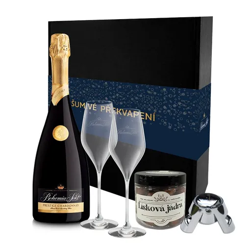 Dárkový set s Bohemia Sekt Prestige Chardonnay brut a lískovými ořechy