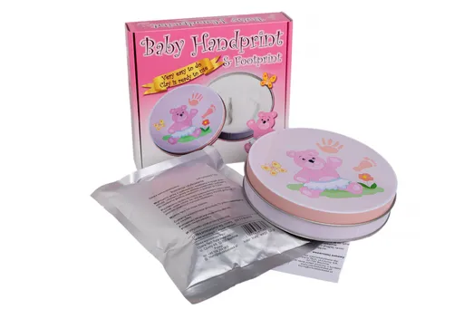 Tiny Memories Sada na otisky nožiček či ručiček v plechovce,  dárková sada pro holčičku