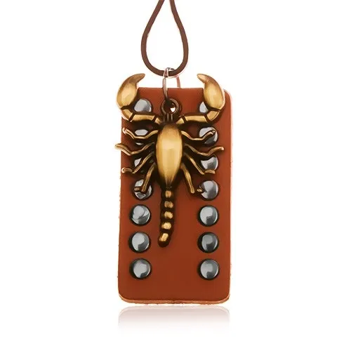 Tmavě hnědý náhrdelník ze syntetické kůže, okovaná známka, štír