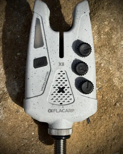 Flacarp signalizátor záběru x8 speciální edice podzim 2025 - šedá granit