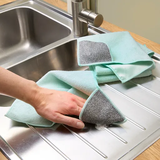 4 utěrky z mikrovlákna