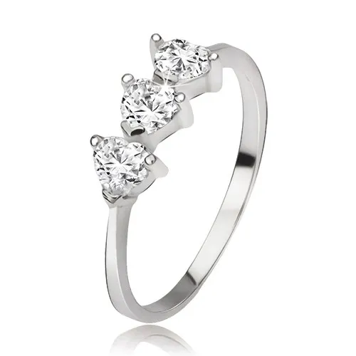 Stříbrný prsten 925 se třemi srdíčkovými zirkony - Velikost: 57