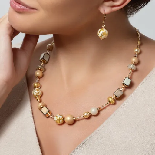 Lampglas Oslnivý náhrdelník Spellwoven Treasures s 24karátovým zlatem v perlách Lampglas NCU72