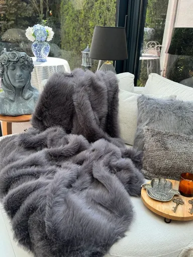 Přehoz na pohovku Lolita 200x150 - Anthracite