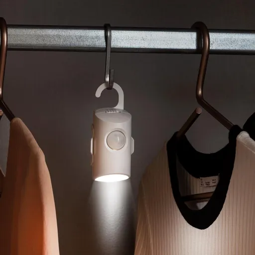 Die moderne Hausfrau Multifunkční světlo se senzorem